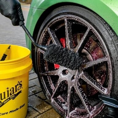 Meguiar's Supreme Wheel Brush Angled ratlankių šepetys Meguiar's Supreme Wheel Brush Angled ratlankių šepetys